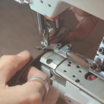 バッグ、財布、他革小物等の生産承ります。